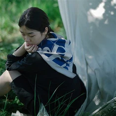 Syal Sutra Pernikahan yang Indah